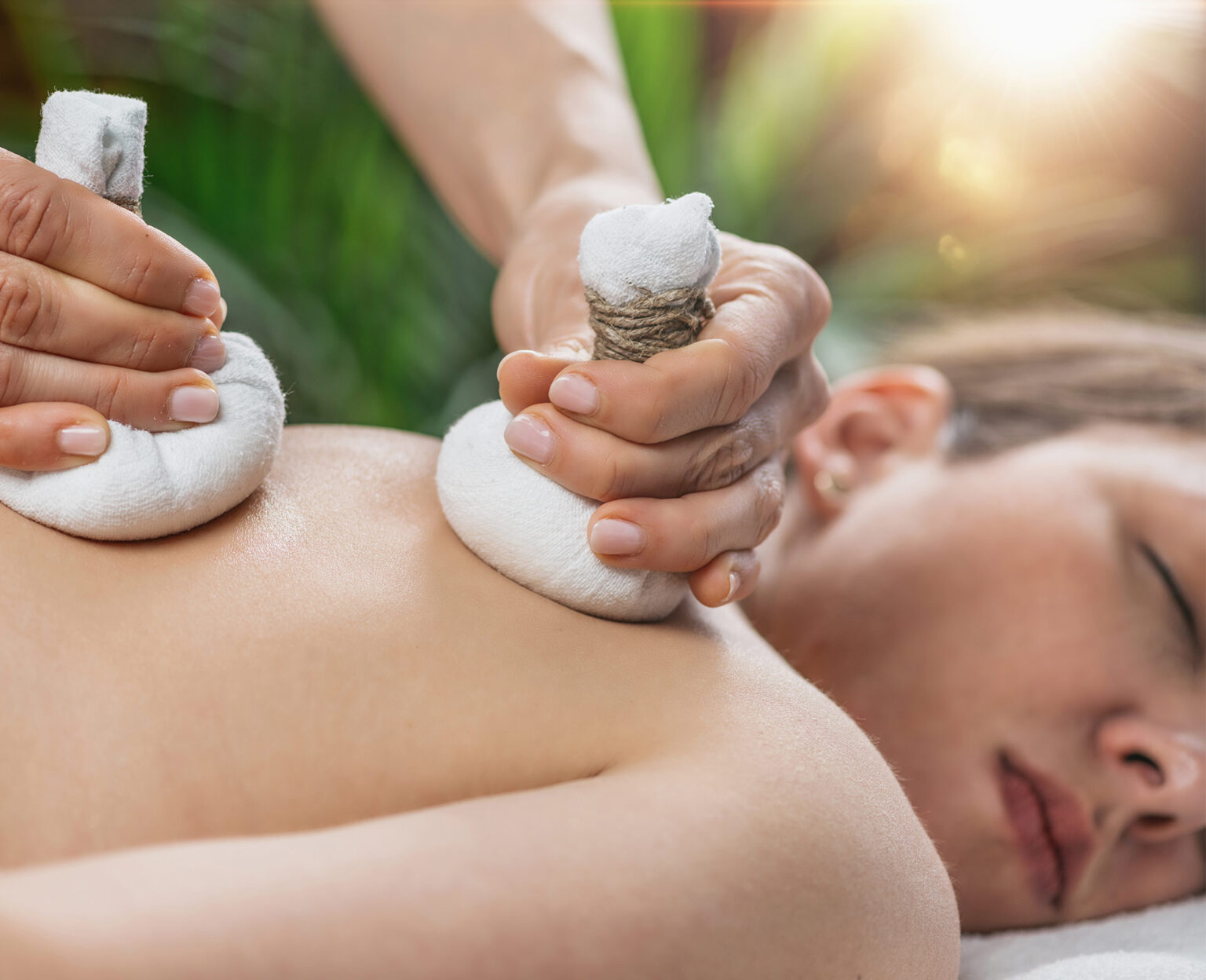 Ayurvedic potli massage